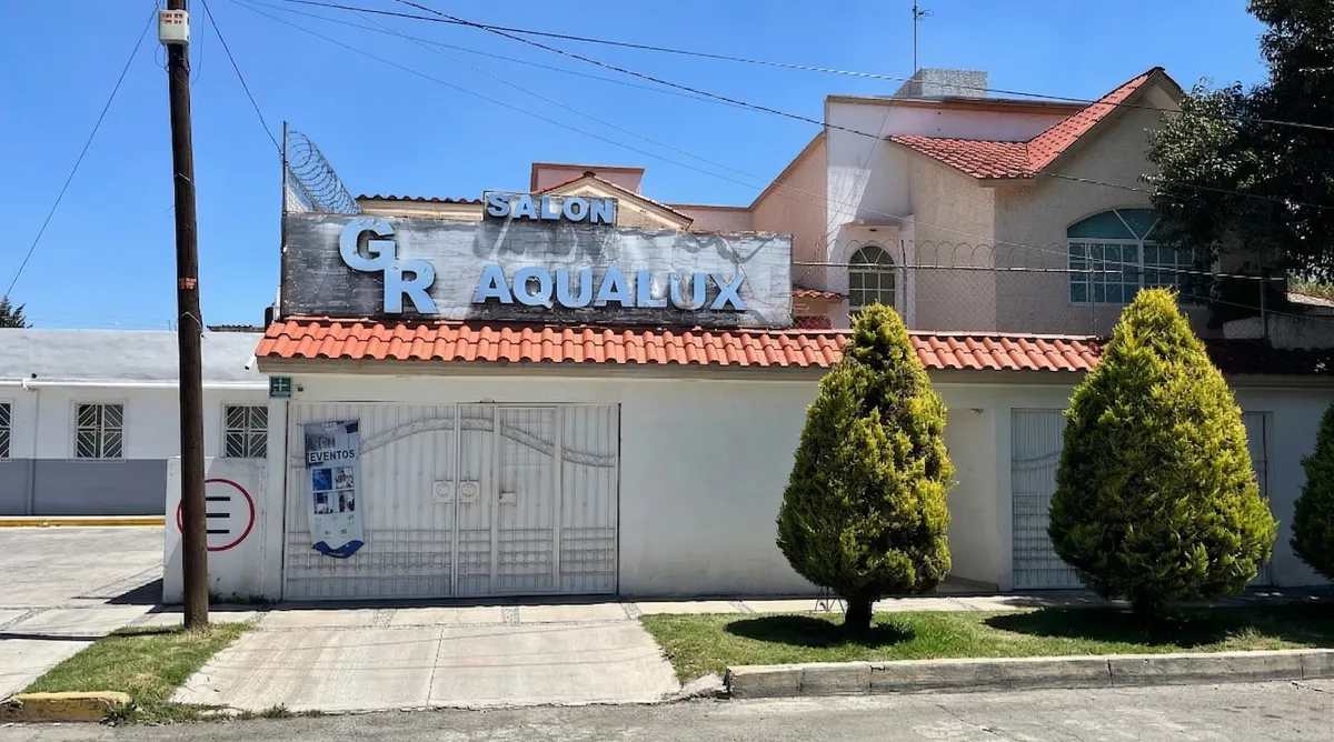 Vista exterior del salón